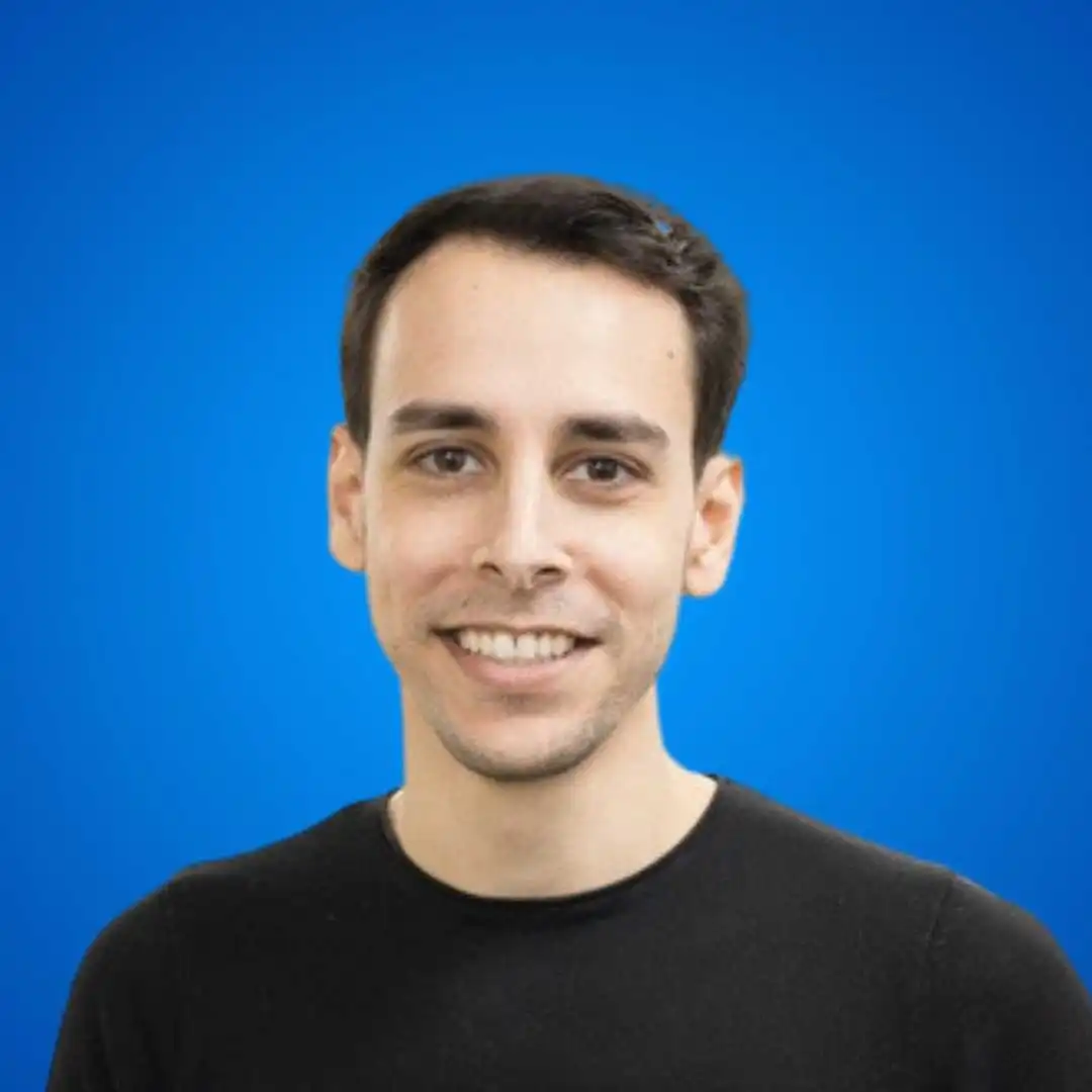 Jonathan Shtainer<br />